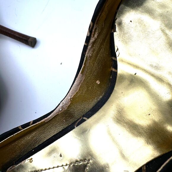 Guess by Marciano Fabric Pointed Toe Leather Sole Gold Chain Pumps - Women 8 - Picture 7 of 9